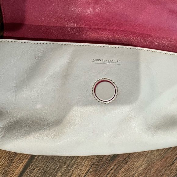 Dooney & Bourke Mini Shoulder Bag 90s Vibes Womens White Leather East West Flap - Picture 3 of 7